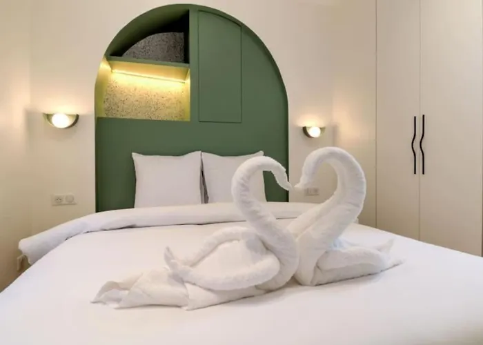 Jardin - Jacuzzi - En * פריז